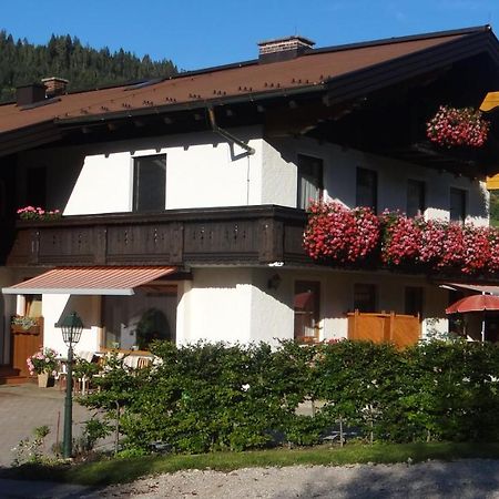 Gaestehaus Christl ราดชตัดท์ ภายนอก รูปภาพ